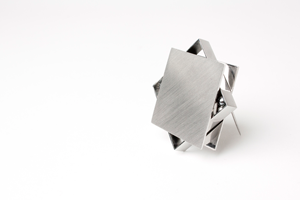 Brooch 4